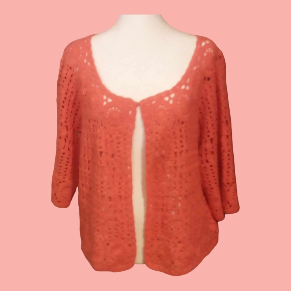 Attitudes large coral crochet shrug